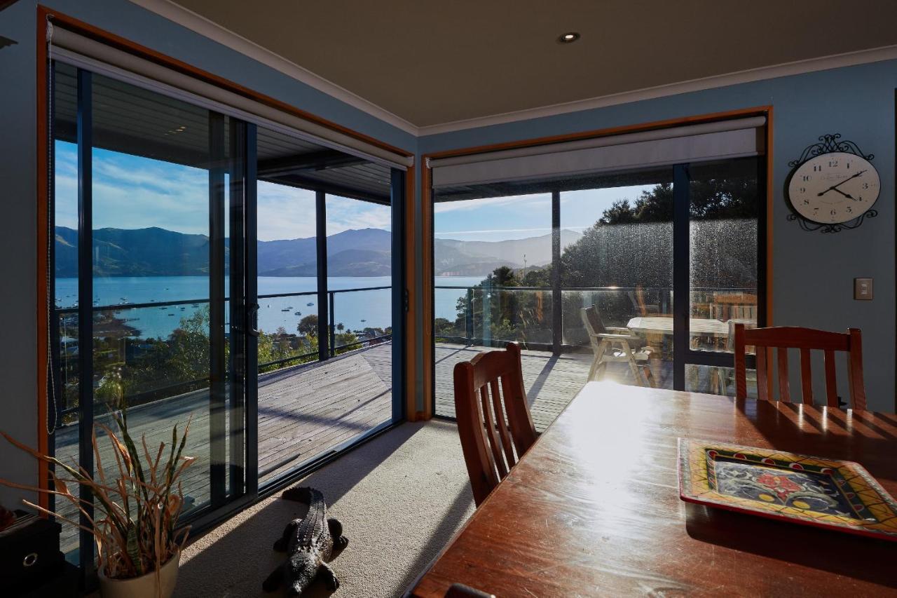 Akaroa Holiday Home Spacious And Quite With Stunning Harbour Views And Close To Town Eksteriør billede