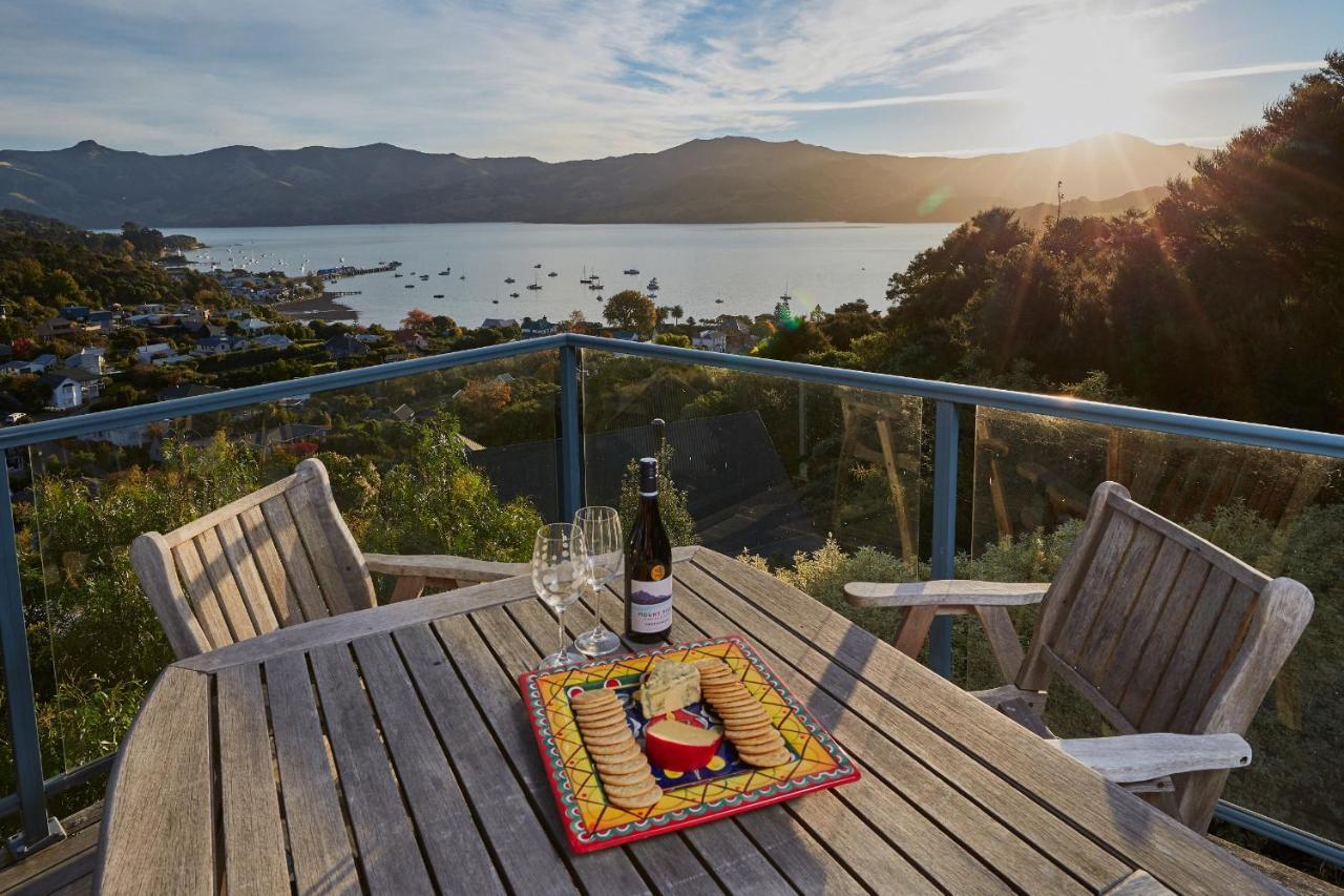 Akaroa Holiday Home Spacious And Quite With Stunning Harbour Views And Close To Town Eksteriør billede